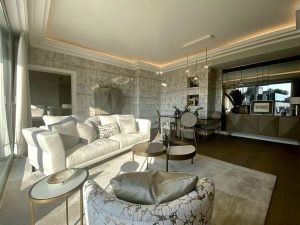 Le Meridien 3 bed for sale in Monaco Caroline Olds.4 1