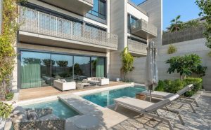 four seasons residences dubai 1