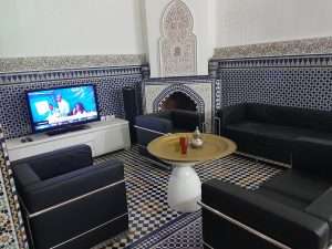 Riad salon cheminee